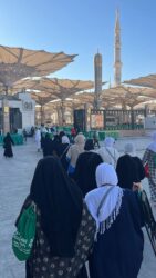 حجاج الجمعيات تنظم زيارات الروضة