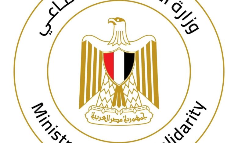 وزيرة التضامن الاجتماعي تتابع تداعيات انهيار عقارين في حدائق القبة