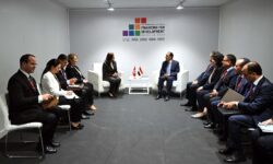 رئيس الوزراء يعرب عن اعتزاز مصر للعلاقات الثنائية التي تربطها بشقيقتها تونس