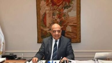  وزير الكهرباء والطاقة المتجددة يتابع تقارير الأداء لمراكز خدمة العملاء