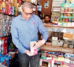 تكثيف حملات ازالة الاشغالات والتفتيش على الأسواق بالإسكندرية.