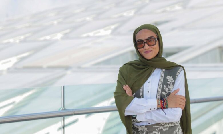 العدَّاءة ومتسلقة الجبال منال رستم تحاضر في مكتبة الإسكندرية