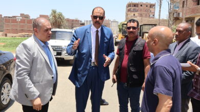 محافظ سوهاج يتفقد رصف طريق "الشوش / بلصفورة / المنشاة" بطول 5 كم