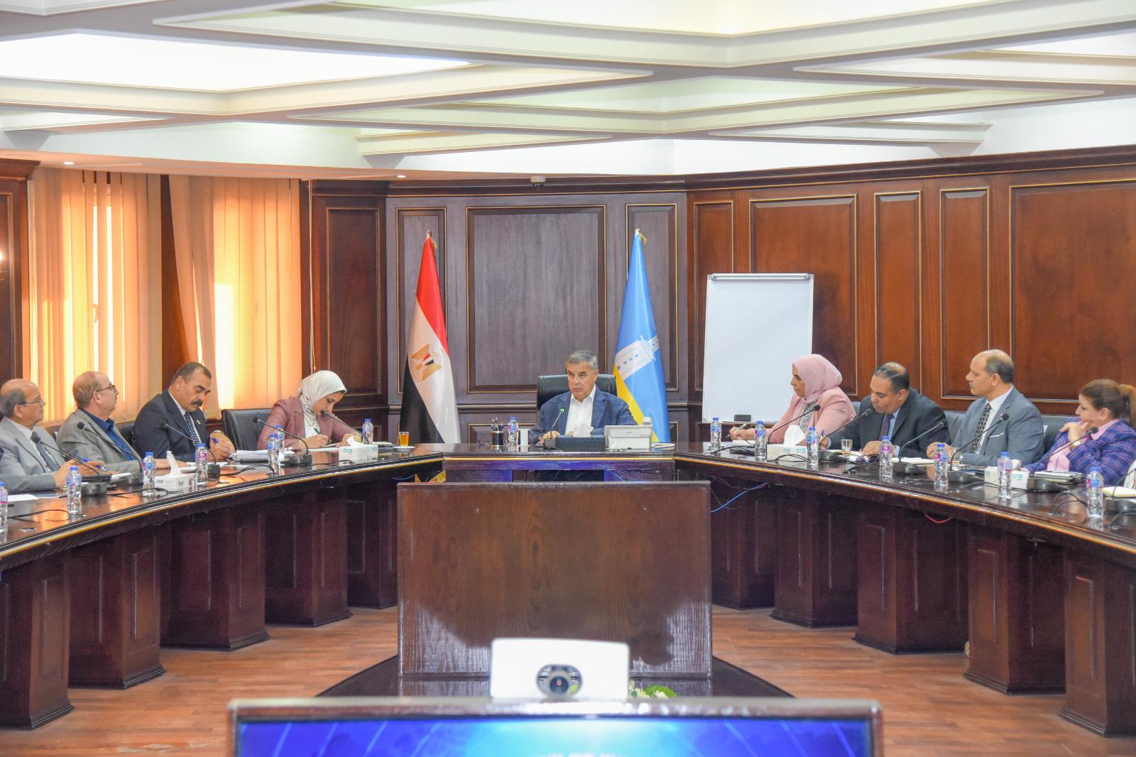  محافظ الإسكندرية يتابع التجهيزات النهائية لاستقبال عيد الأضحى المبارك