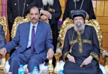 محافظ سوهاج يهنئ الأنبا " ويصا " بمناسبة اليوبيل الذهبي لسيامته أسقفًا لإيبارشية البلينا وبرديس وأولاد طوق شرق