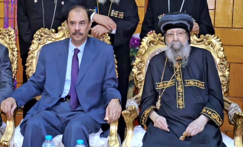 محافظ سوهاج يهنئ الأنبا " ويصا " بمناسبة اليوبيل الذهبي لسيامته أسقفًا لإيبارشية البلينا وبرديس وأولاد طوق شرق