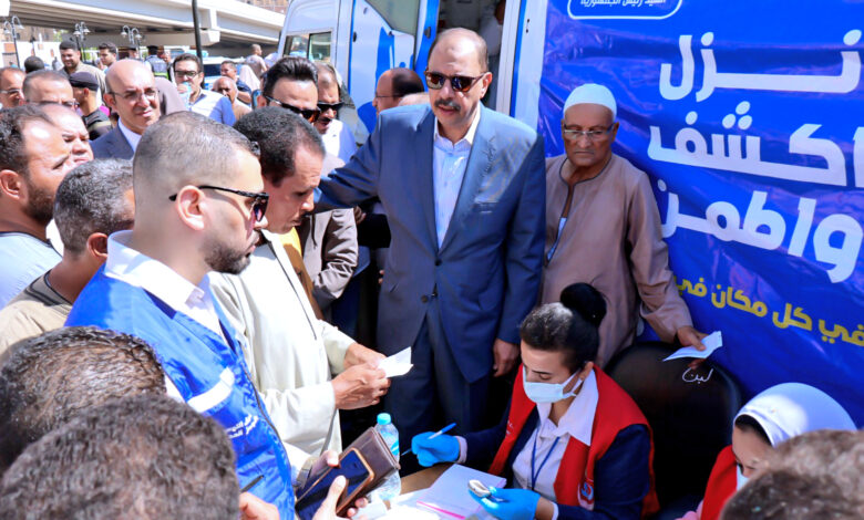 محافظ سوهاج يدشن انطلاق حملة "100 يوم صحة" بجميع مراكز المحافظة