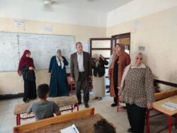 وكيل وزارة التربية والتعليم بأسيوط في جولة ميدانية بمدارس إدارة القوصية التعليمية .