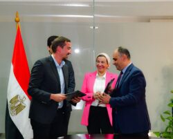 البيئة: توقيع بروتوكول تعاون بين جهاز شئون البيئة ومؤسسة حماية البيئة البحرية 