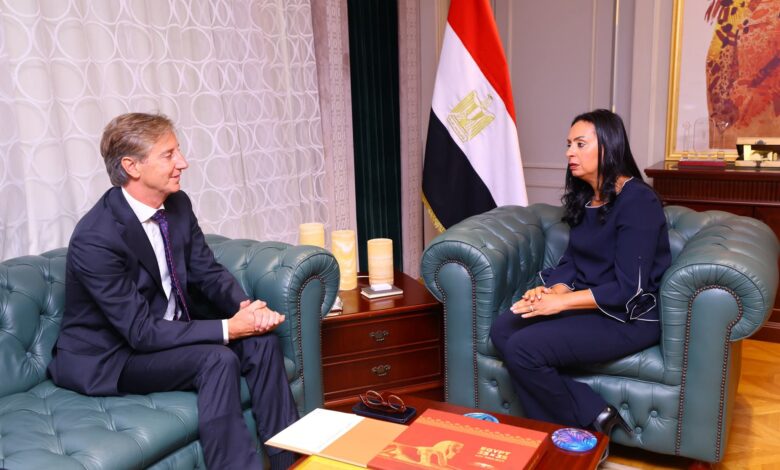 وزيرة التضامن الاجتماعي تلتقي الممثل المقيم لبرنامج الأمم المتحدة الإنمائي في مصر