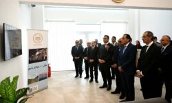 رئيس الوزراء يفتتح مجمع الشهر العقارى والتوثيق بمدينة العلمين الجديدة. 