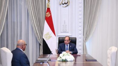 إجتمع السيد الرئيس واللواء مختار عبد اللطيف رئيس مجلس إدارة الهيئة العربية للتصنيع.