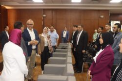 محافظ القليوبية يناقش مشروع الخريطة الرقمية التفاعلية لخريجي "كريتيڤا" 