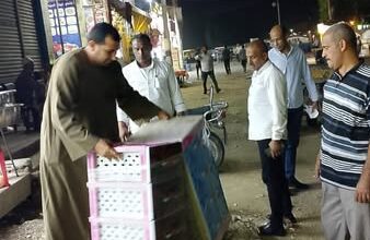 الشطورى يتابع حملات رفع الاشغالات والمخالفات بمختلف الشوارع والميادين خلال الفترة المسائية بمدينة طهطا وساحل طهطا