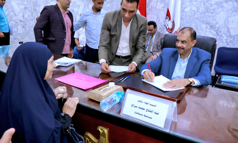 محافظ سوهاج يعقد اللقاء الجماهيري الأسبوعي