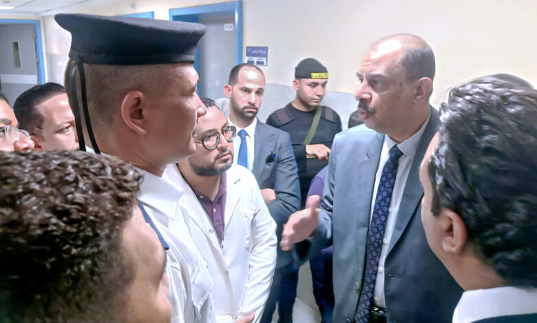 محافظ سوهاج يزور مصابي حادث طريق جهينة ـ طهطا