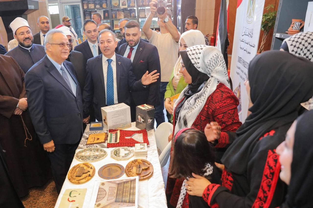 القنصلية العامة لدولة فلسطين بالإسكندرية تشارك بجناح خاص بمعرض الدولي للكتاب