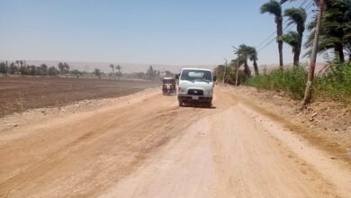 الشطورى يتابع أعمال تمهيد وتسوية الطرق الداخلية بمجلس قروى شطورة ونزلة القاضى وبنجا بمركز طهطا