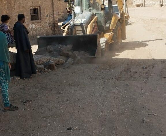 شريف حسين يتابع إستمرار جهود رفع كفاءة منظومة النظافة العامة بمدينة ساقلته والقرى التابعة لها.
