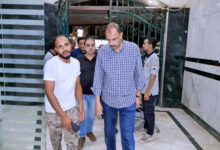 محافظ سوهاج يتفقد مستشفى الهلال ويُتابع مشروعات التطوير بحي شرق
