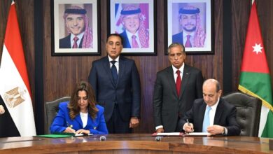 رئيسا وزراء مصر والأردن يشهدان توقيع 10 وثائق تعاون بين البلدين