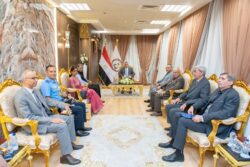 وزير الدولة للإنتاج الحربي وسفير الهند بالقاهرة يبحثان سبل تعزيز التعاون
