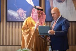مصر والسعودية تبحثان سبل تفعيل أعمال مجلس التنسيق الأعلى