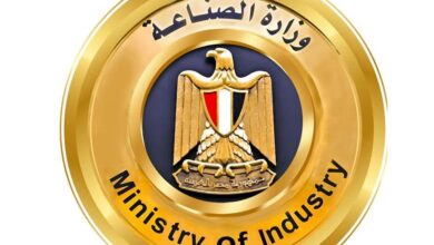 وزارة الصناعة تصدر بيانًا إعلاميًا بشأن إنتاج الزبيب والكتان