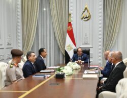 الرئيس السيسي إجتمع اليوم مع مدبولي وبعض من الوزراء في الدوله