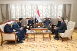 وزير الأوقاف يبحث مع سفير اليابان بالقاهرة سبل التعاون المشترك