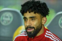 هل يلحق لاعب وسط النادي الأهلي بمباراة بيراميدز؟.. موعد عودة رمانة ميزان الأحمر