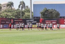 "بمشاركة إمام عاشور".. الأهلي يواصل تدريباته لمواجهة بيراميدز في الدوري