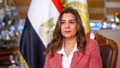 وزيرة التنمية تتابع مع محافظ مطروح تداعيات حاد/ث انقلاب قطار  بمطروح