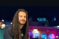 القبض على "الرسام خالد" بتهم نشر الفسق والتحريض على الانحلال الأخلاقي. 