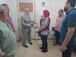 وكيل وزارة الصحة يجري جولة ميدانية بمدينة بنها. 