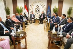 هيئة الرعاية الصحية يبحث مع مصرف أبوظبي الإسلامي مصر سبل التعاون. 