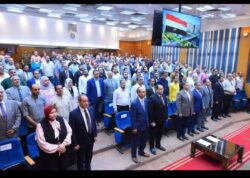 وزير العمل ومحافظ القليوبية يفتتحان ورشة عمل تثقيفية للتوعية بالقانون الجديد. 
