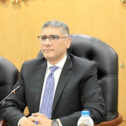 المجلس التنفيذي بالجيزة يوافق على مشروعات للنفع العام بقطاع التعليم والصحة. 