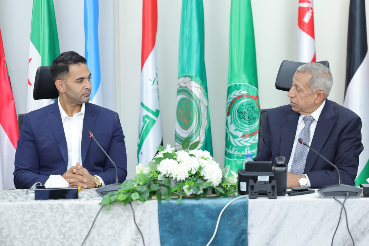 الأكاديمية العربية و التعليم الكندي يطلقان شراكة إستراتيجية لتوظيف الخريجين دوليًا
