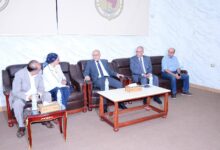 رئيس جامعة سوهاج ورئيس معهد تكنولوجيا المعلومات يناقشان طرح برامج تدريبية جديدة تؤهل الشباب لمواكبة عصر الذكاء الاصطناعي والتحول الرقمي