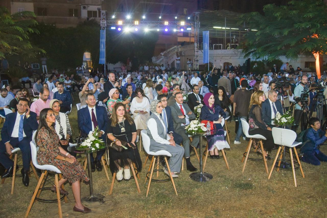 وزير السياحة والآثار ومحافظ الإسكندرية يفتتحان معرض أسرار المدينة الغارقة