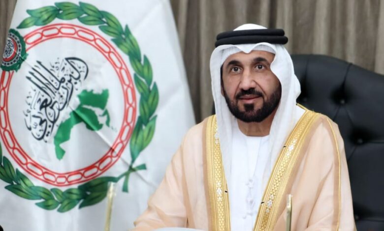 رئيس البرلمان العربي يرحب بمخرجات القمة العربية الإسلامية في قطر.