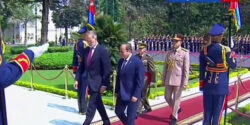 الرئيس السيسي يرحب بملك إسبانيا في أول زيارة دولة يُجريها لمصر. 