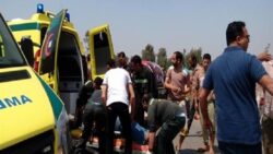 مصرع 3 وإصابة 34 آخرين فى حادث انقلاب أتوبيس