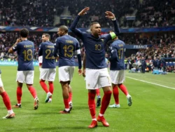 فرنسا تفتتح مشوارها في تصفيات المونديال بفوز ثمين على أوكرانيا