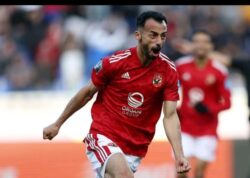 الأهلي يعيد التفكير في مستقبل أحمد عبد القادر بعد رحيل ريبيرو