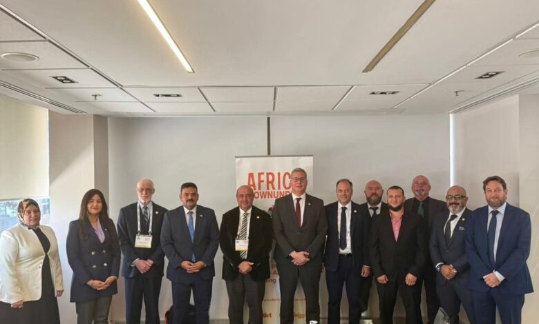 مباحثات لتطوير منجم إيقات ووضعه على خريطة الذهب العالمية.