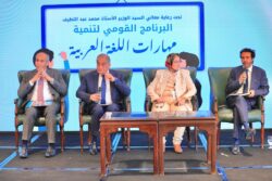 وزيرالتعليم يشهد جلسة نقاشية حول البرنامج القومي لتنمية مهارات اللغة العربية
