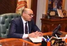 وزير العمل يتواصل هاتفياً مع عاملة فقدت طفلتها الرضيعة بشركة نايل لينين بالإسكندرية