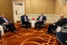 وزير الخارجية يلتقي نظيره التركي على هامش الاجتماع الوزاري للقمة العربيه. 